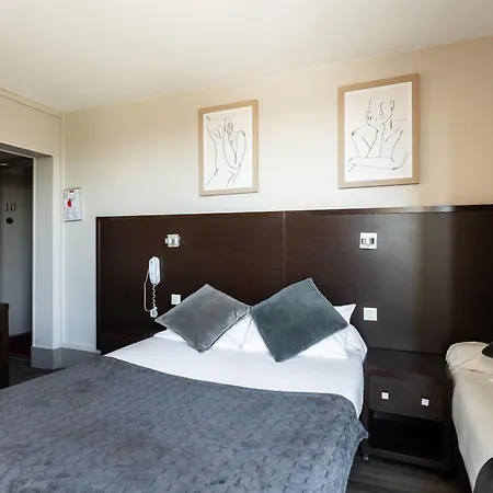 Hotel Bristol Nord Paris Exterior photo